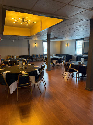 Gallery Image of Magruders