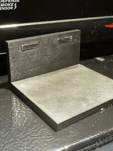 Easy magnetic attachment!