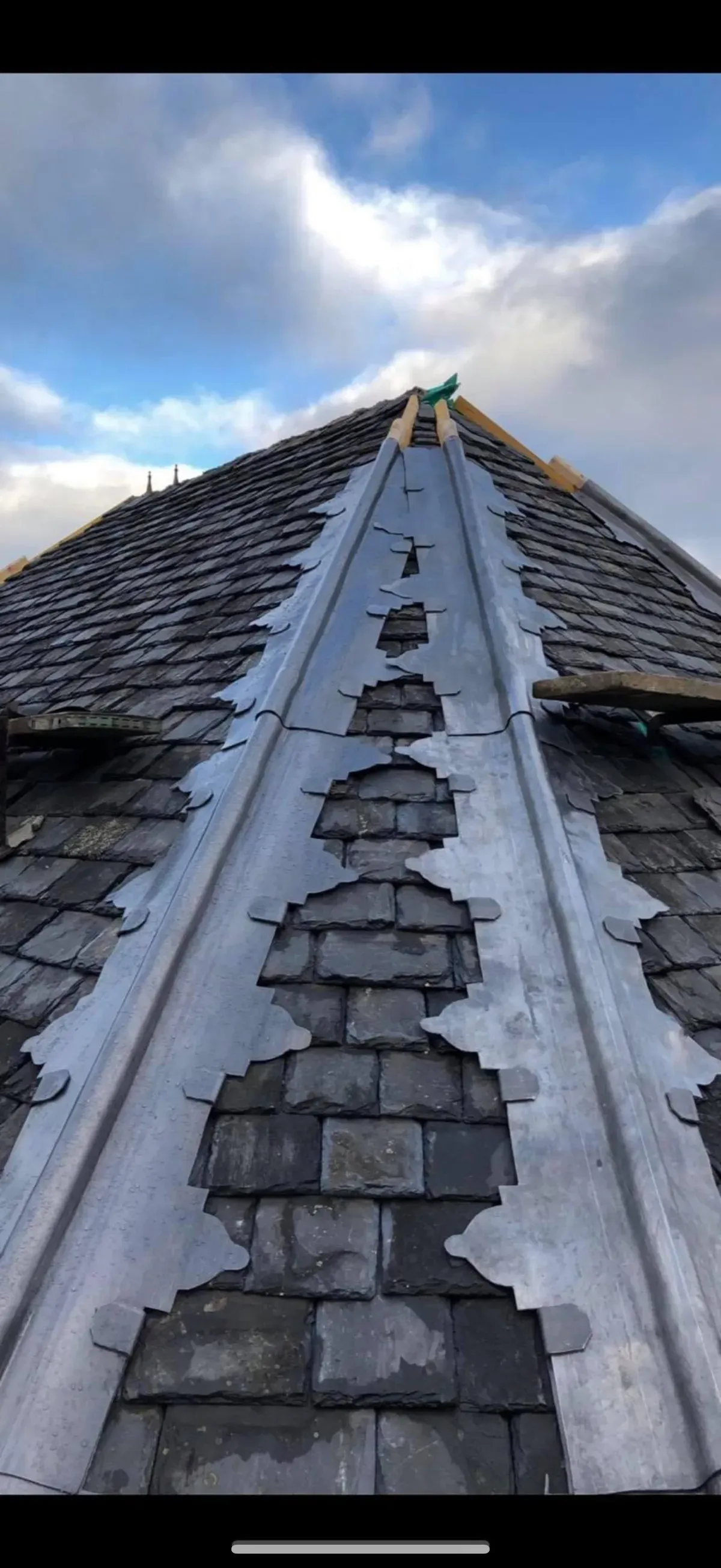 Flat roof repair image background image