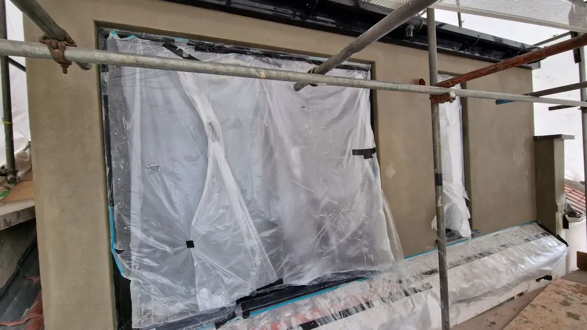 Silicone render KREND hp12 basecoat bs5 Bristol
