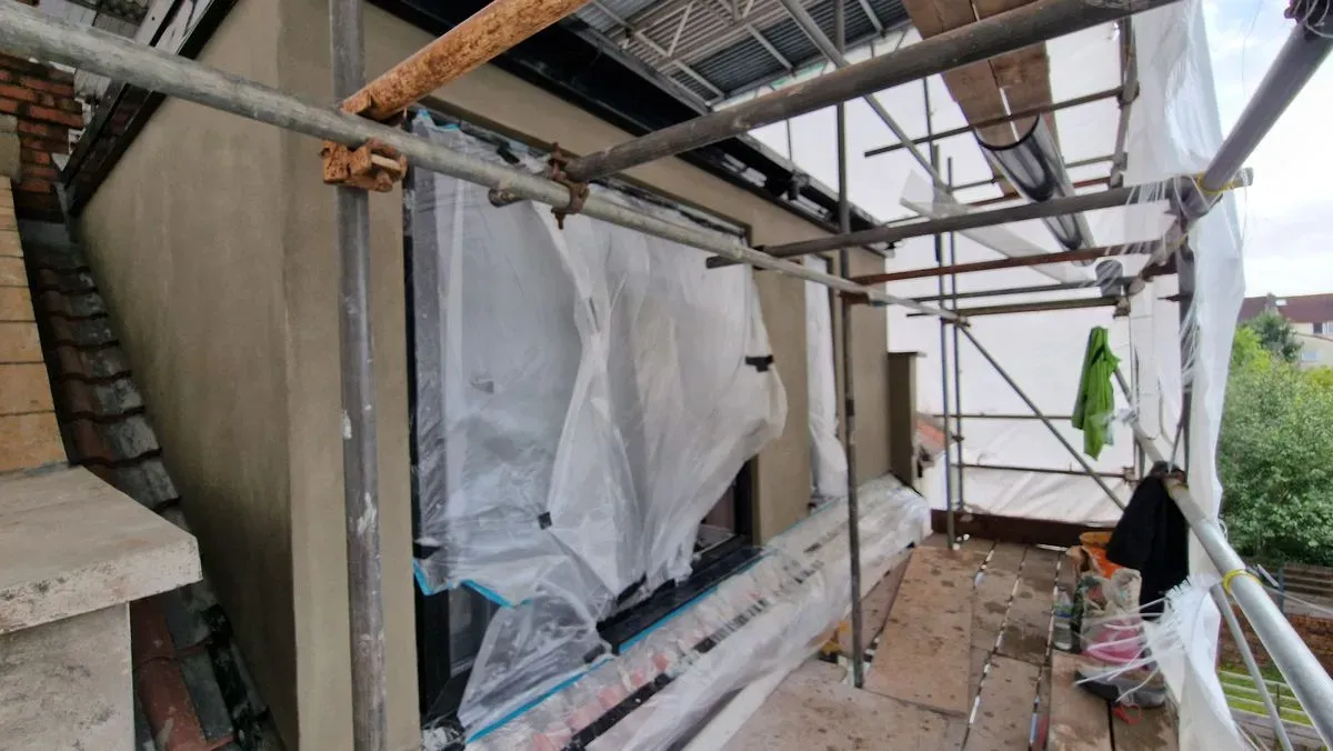 Silicone Render KREND HP12 Rendering bs5 Bristol TC15