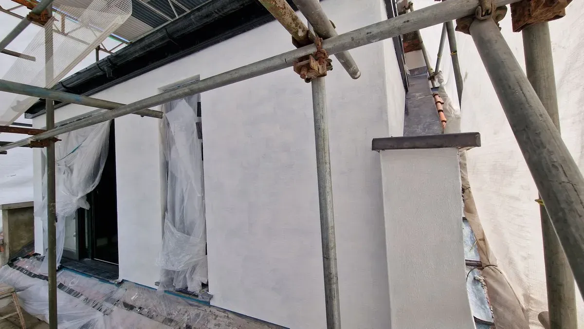 Silicone Render KREND HP12 Rendering bs5 Bristol TC15