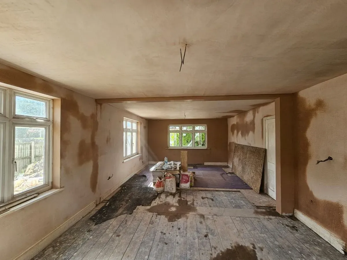 alt="Skimming images prep and plastering full rooms  location  Almondsbury BS32" background image