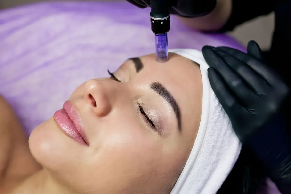 Micro-needling image background image