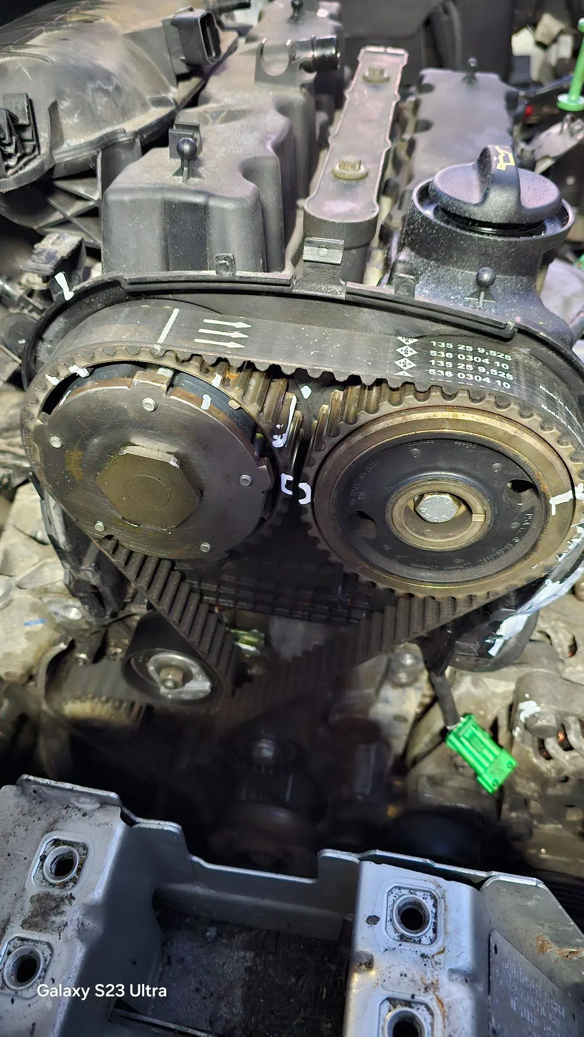 Timing belt replacement image background image
