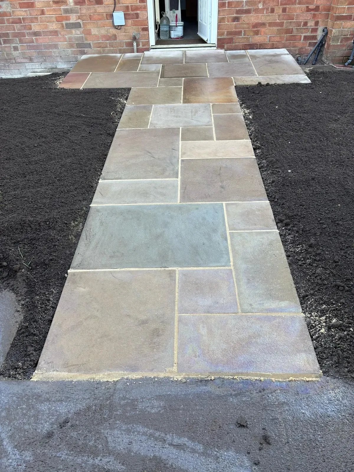 Descriptive text for the image