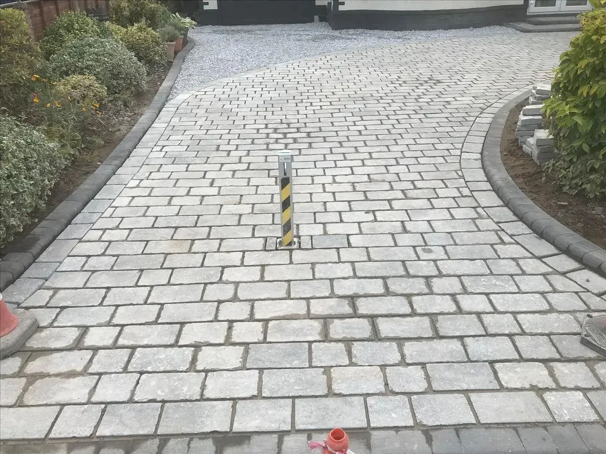 Descriptive text for the image