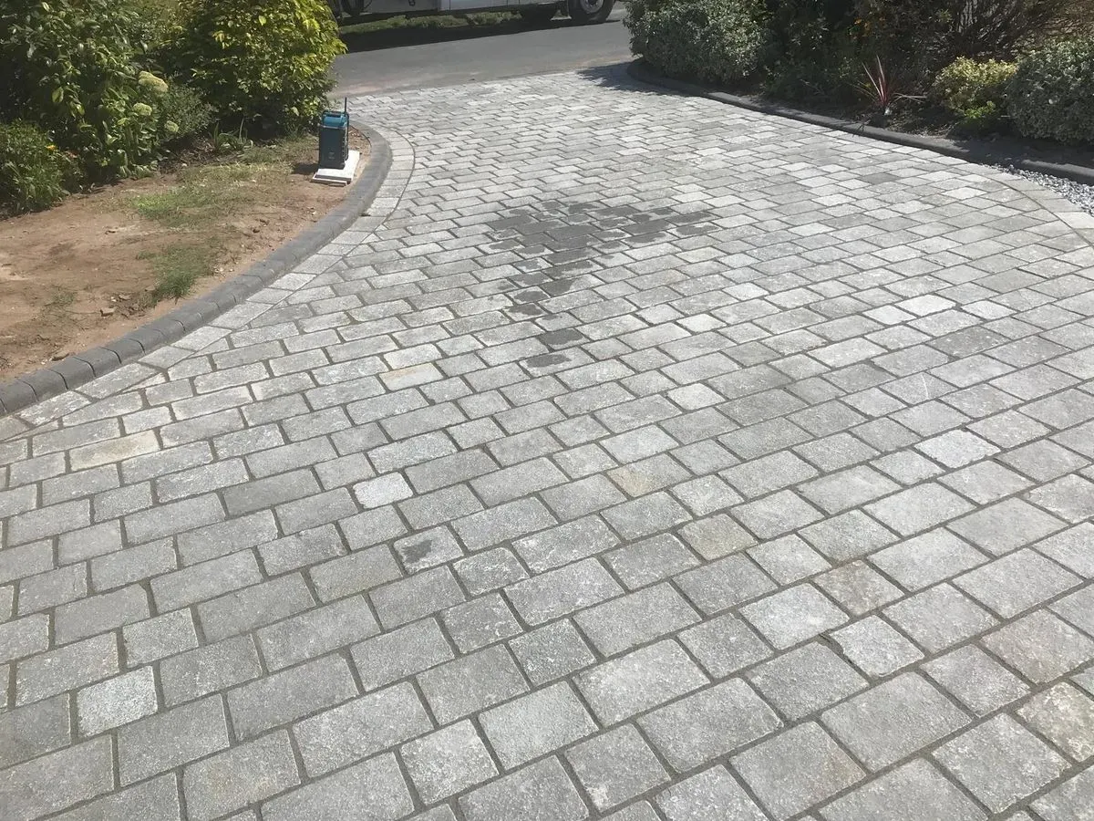 Descriptive text for the image