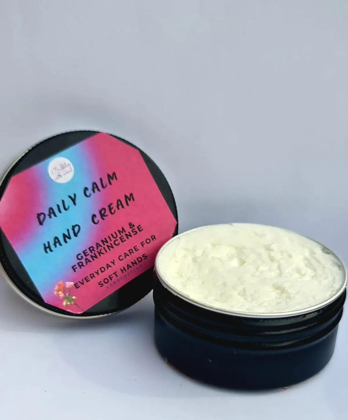 8214224544465-t7b8bxmcyar1cxsz6cvq-hand-cream-8 thumbnail image