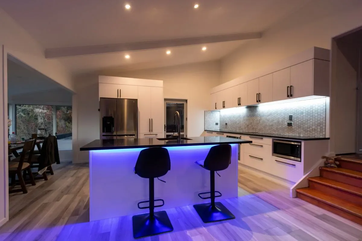 LED features image