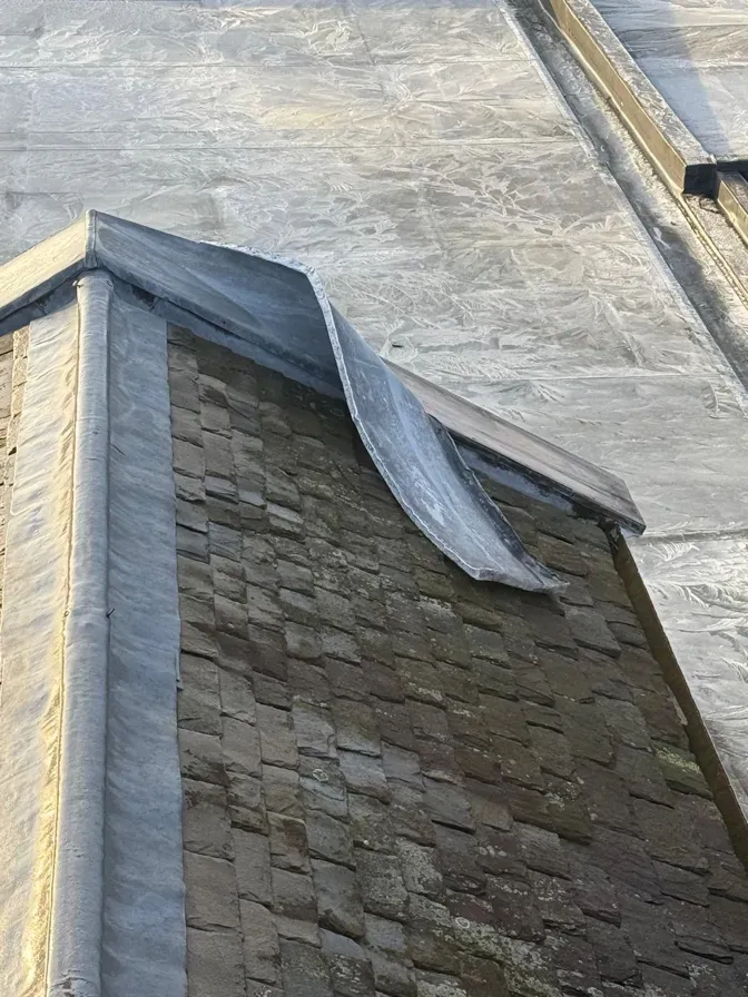 Emergency roof repairs image background image