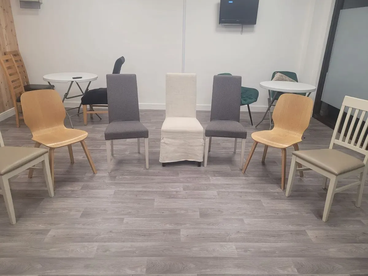 Descriptive text for the image