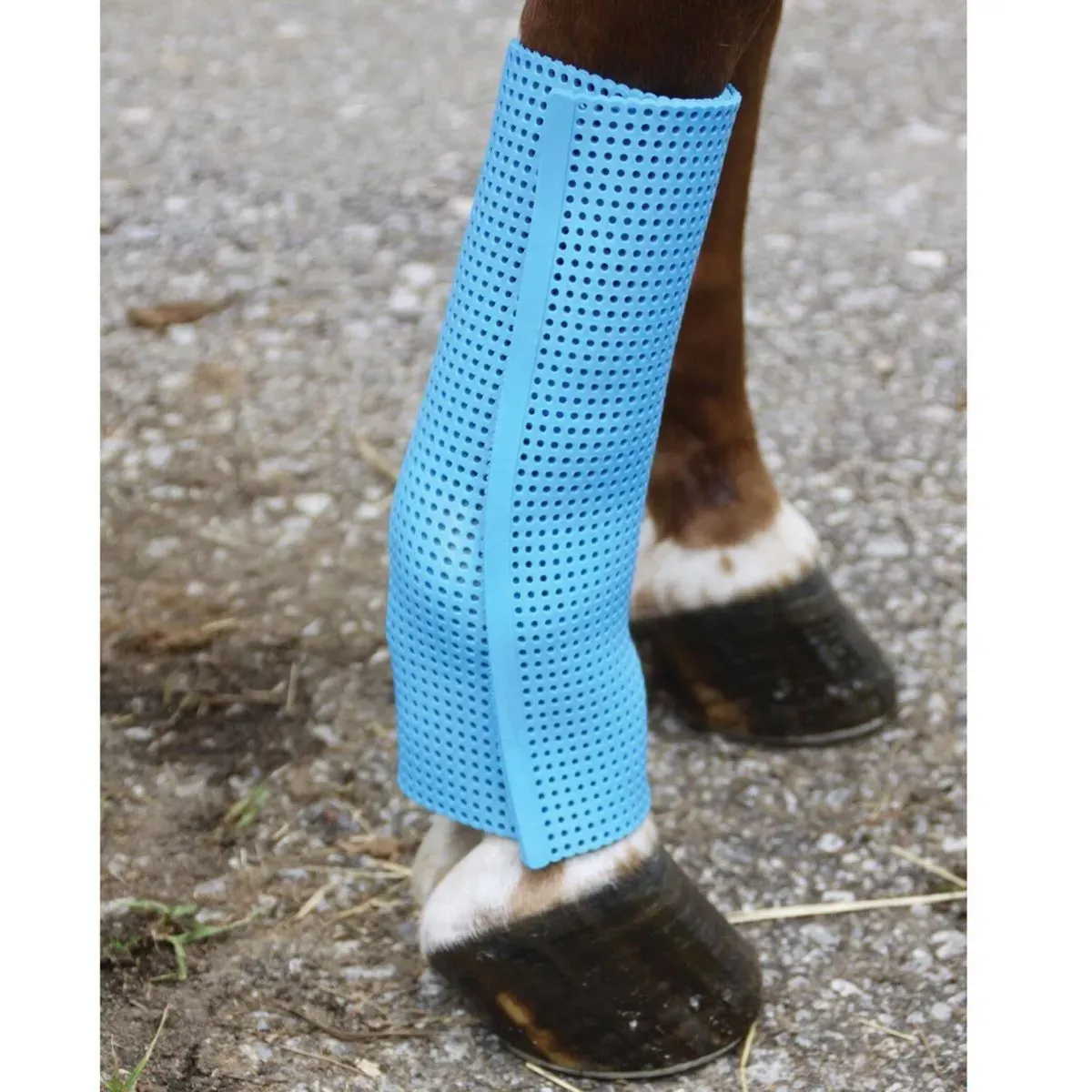 8227354688910-970zovq3yro9dj7u0u3arh-Gel-Eze-Underbandage-on-leg-1536x1536 thumbnail image