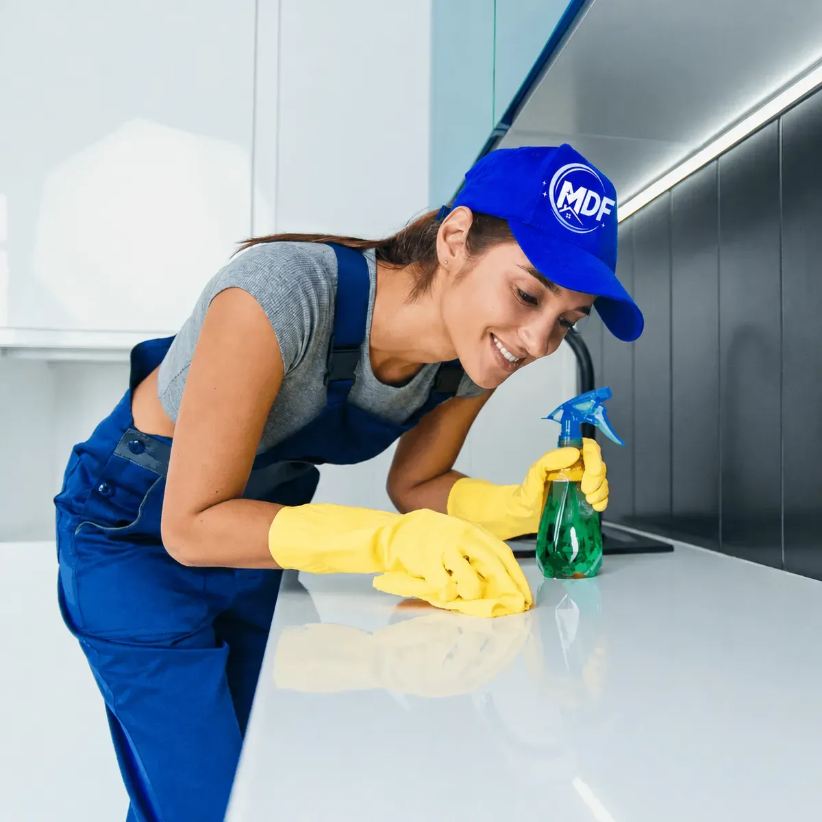End of tenancy cleaning image background image