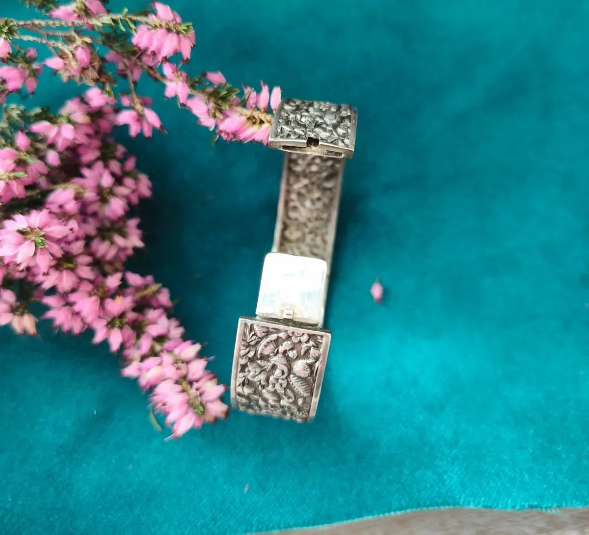 undefined thumbnail image