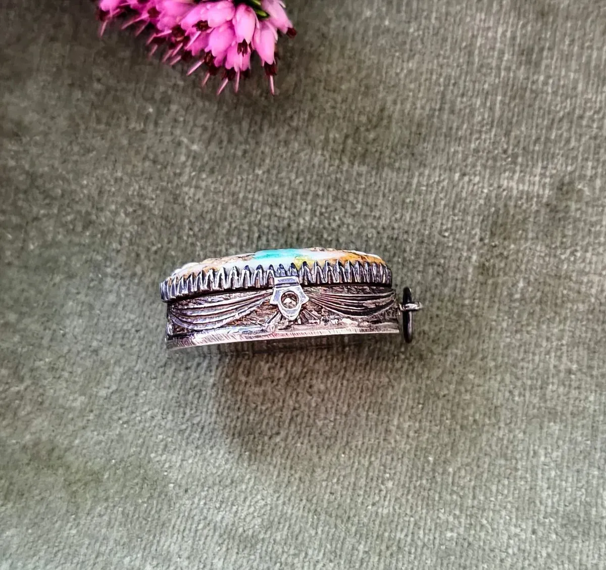 undefined thumbnail image