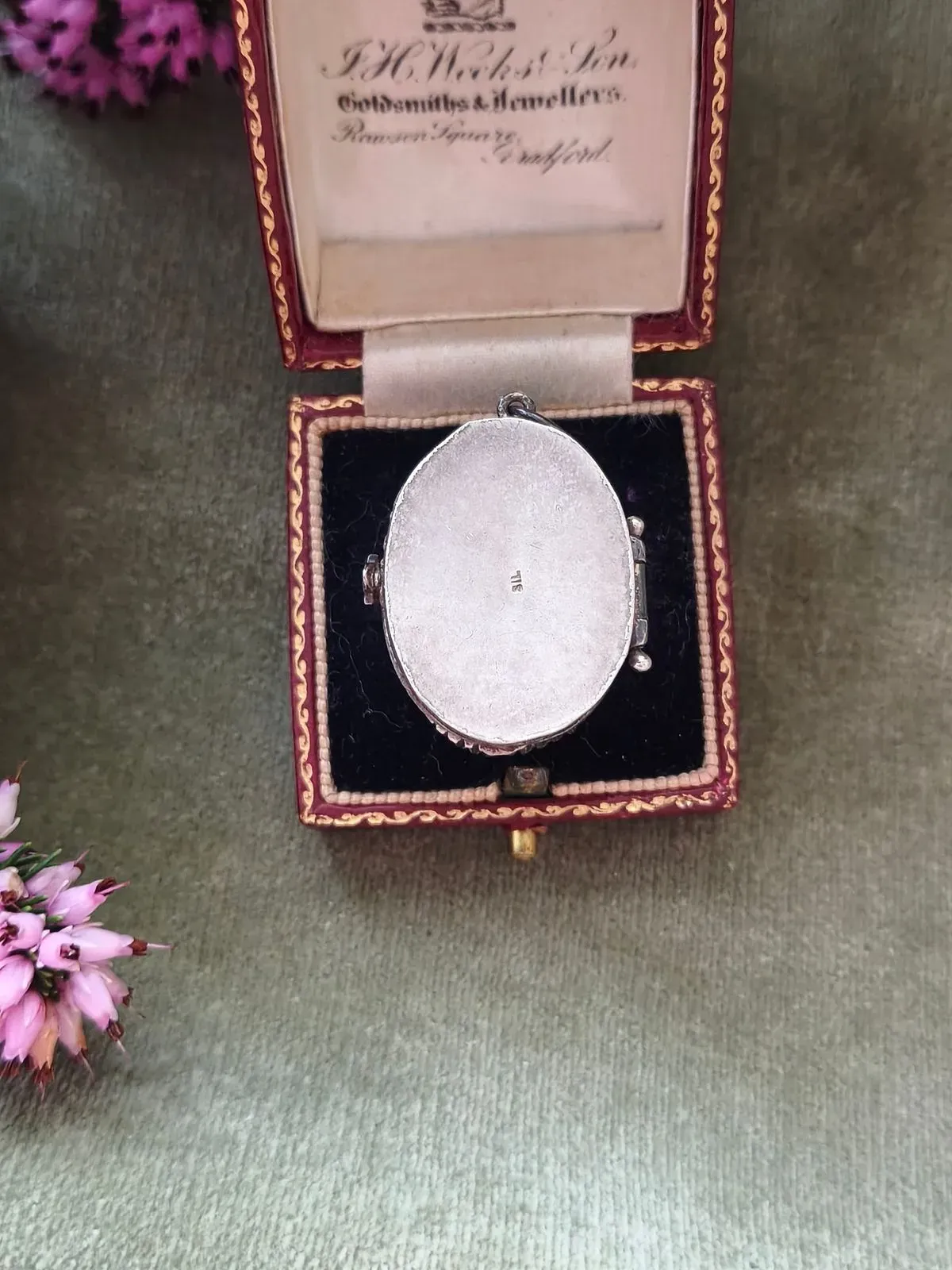 undefined thumbnail image