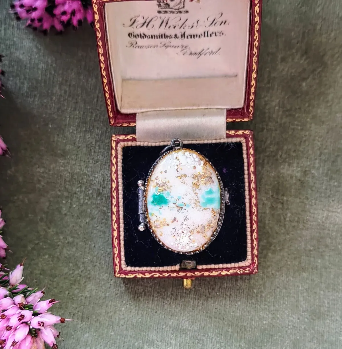 undefined thumbnail image