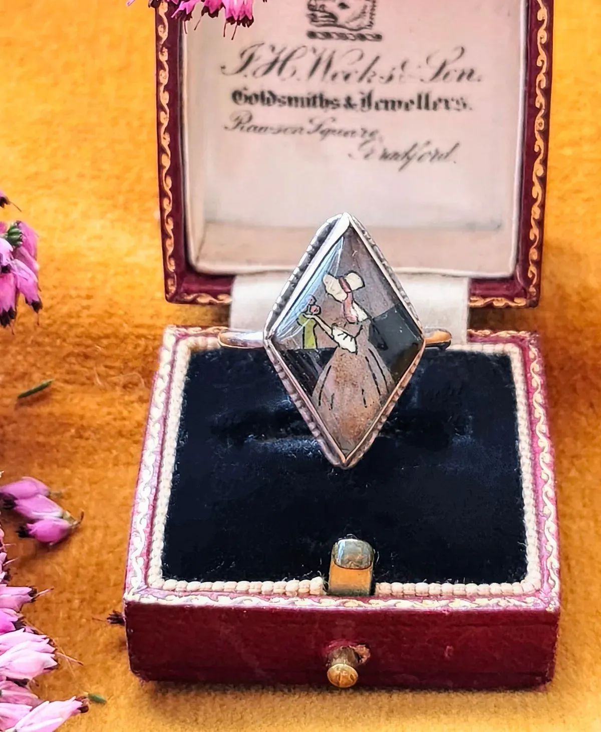 8223648243215-qjdzsm3a7r07l4j1fheitb-MVIMG-20260411-184910-4 collection background image