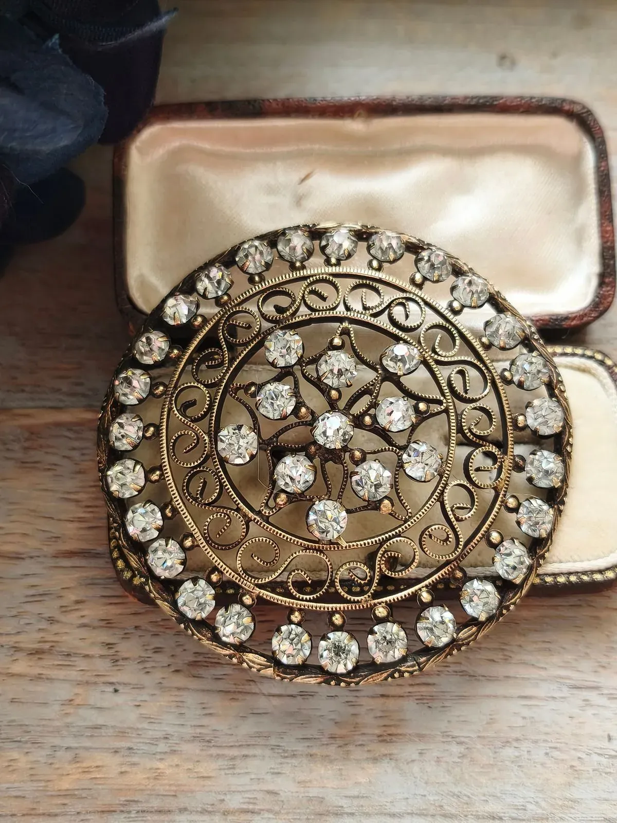 8224400834193-9eo9ovx07r4sj1tfohmmo-41847 collection background image