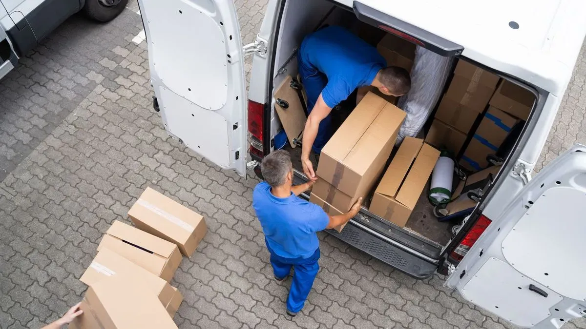 Parcel Delivery in Dufermline