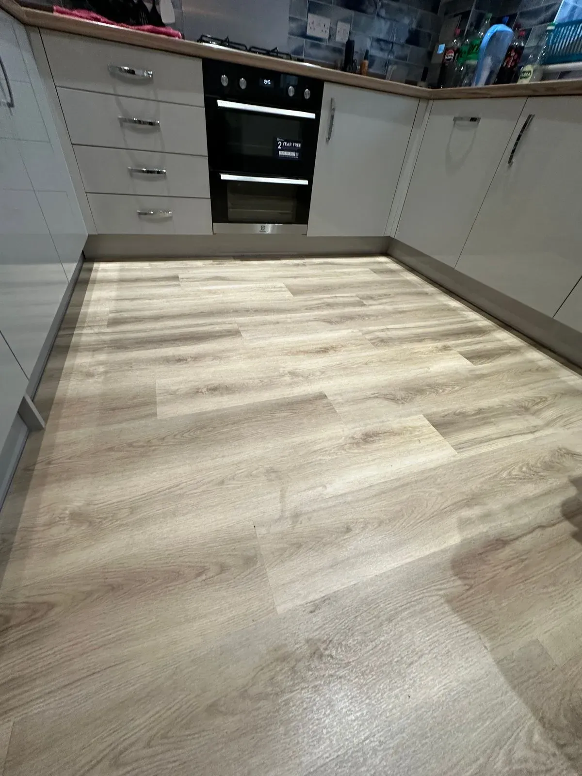 Hardflooring image background image