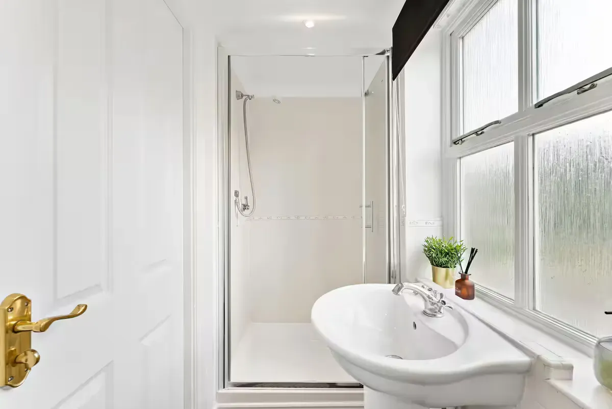 Descriptive text for the image