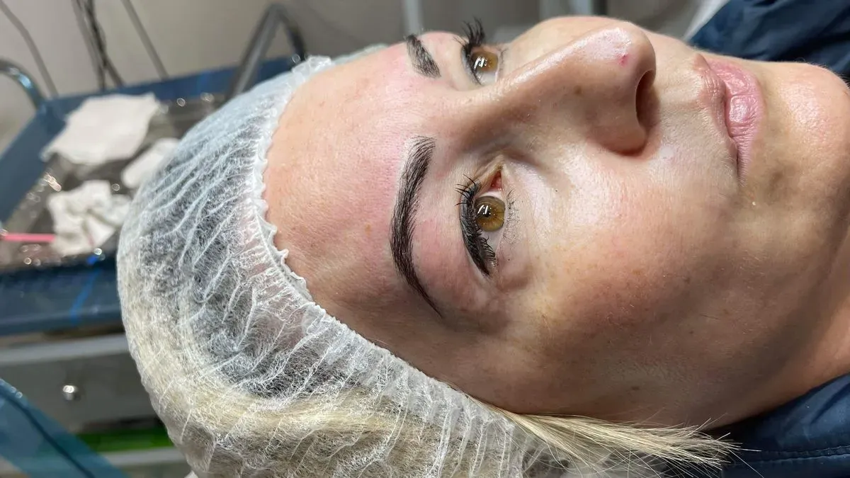 Brows & Lashes Beauty image