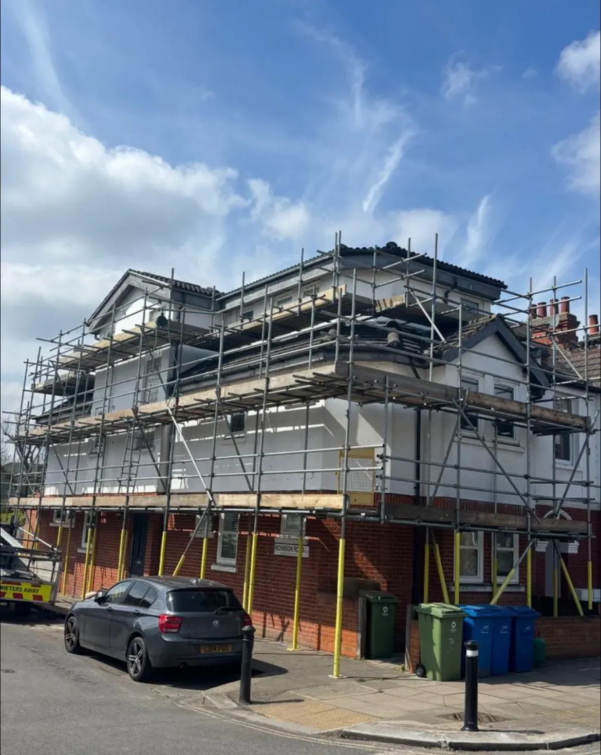 Emergency scaffolding services image background image