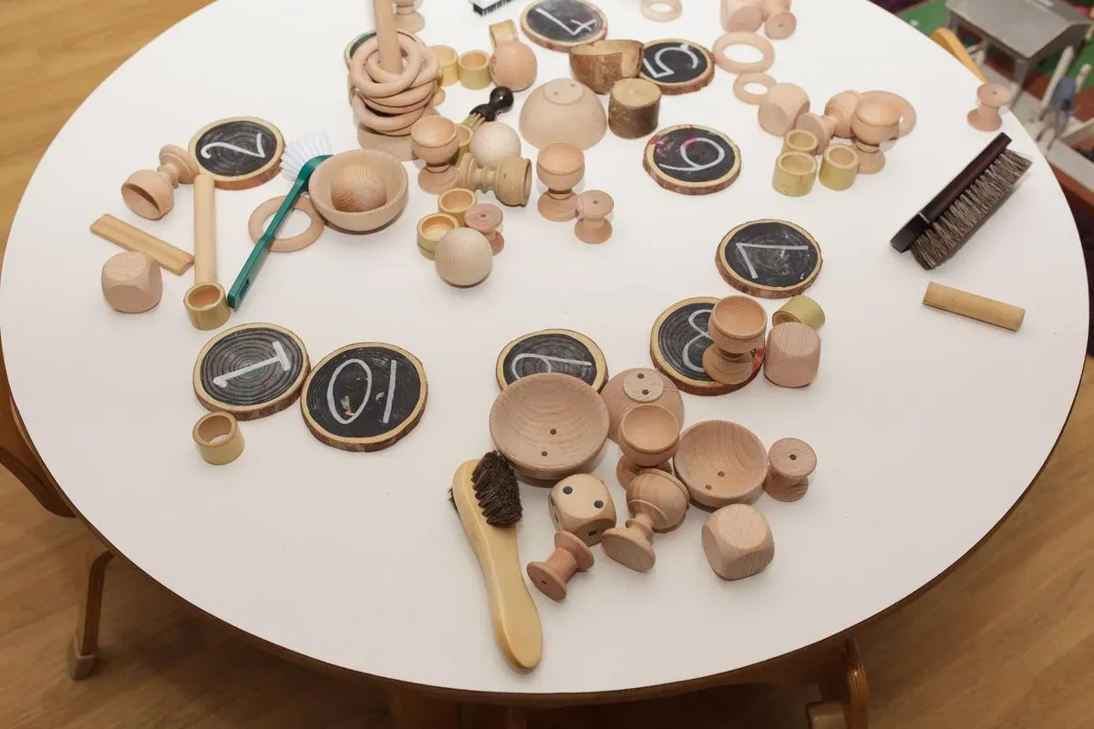 Descriptive text for the image