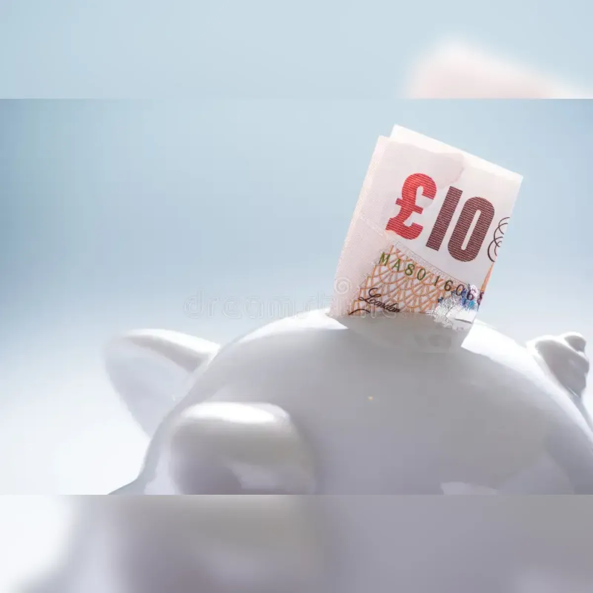 8217254062022-vpoig2npunsoagqciuqvn-imresizer-ten-pound-british-note-piggy-bank-saving-concept-64336326-jpg thumbnail image