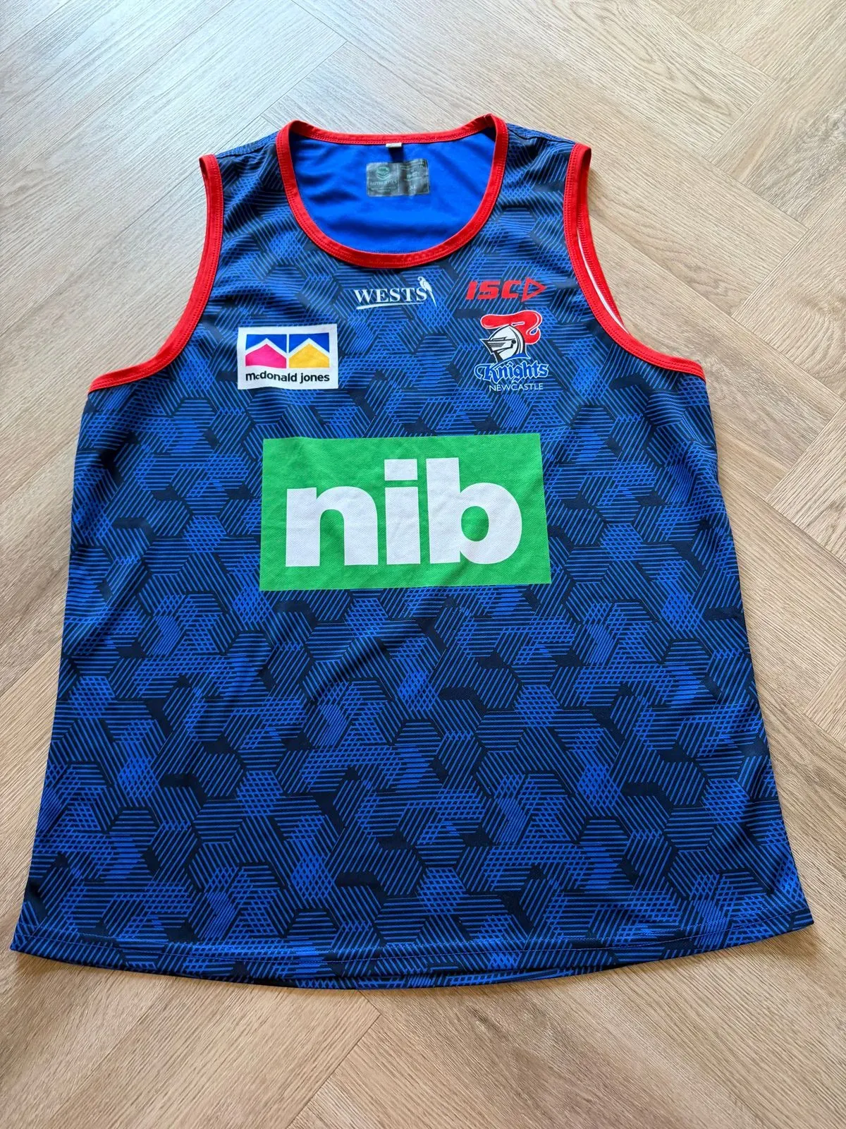 8223999984048-c69vbkek42rdnwwd8esg8e-IMG-2863 thumbnail image