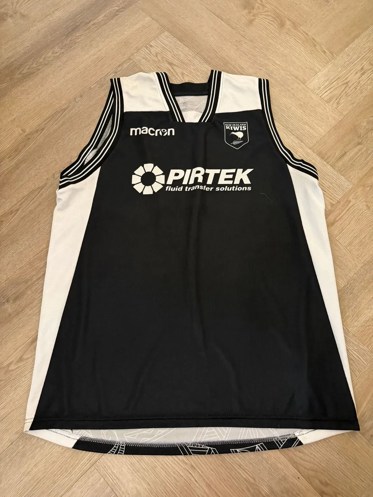 8224629270930-rvpb2h42tkpmam8rerbmso-IMG-2531 thumbnail image