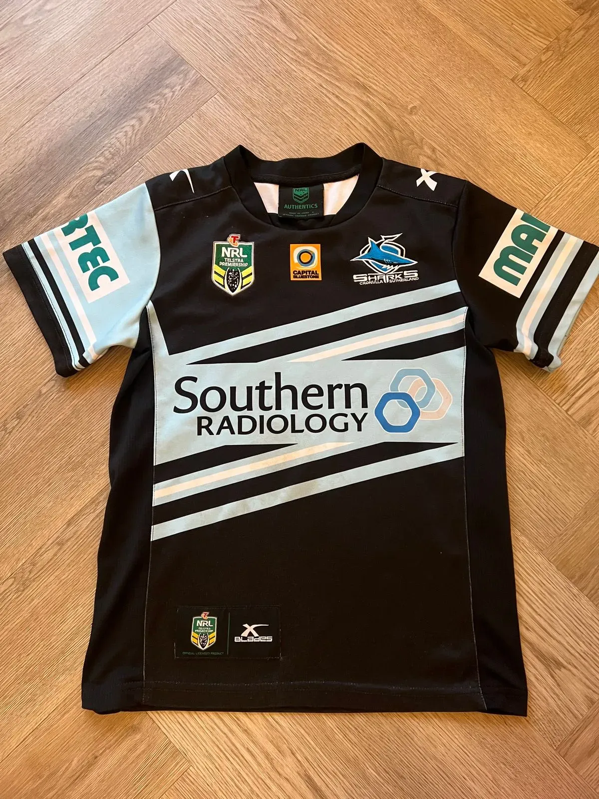 8228823738522-f4stpbu43cn0z4dcux0ebal-IMG-2385 thumbnail image