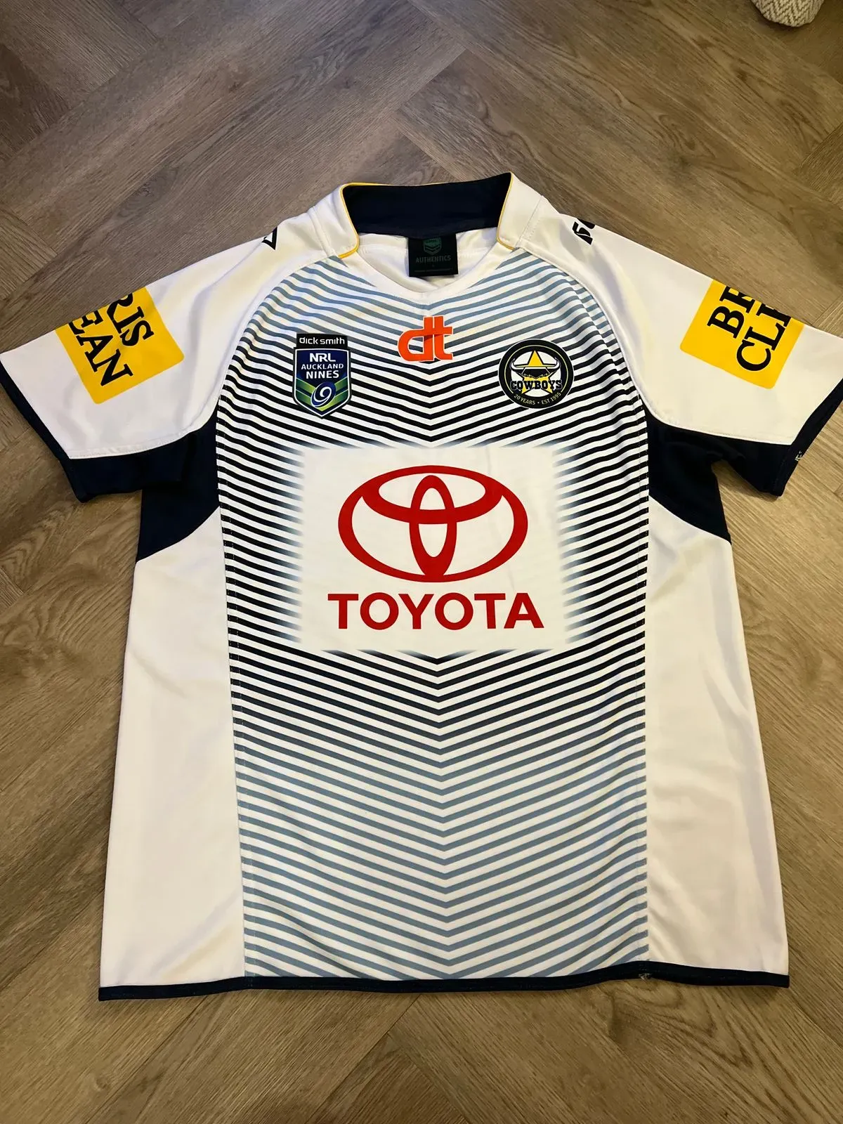 8229551749721-2r0jof3hsx60sgpss3e3icl-IMG-2134 thumbnail image