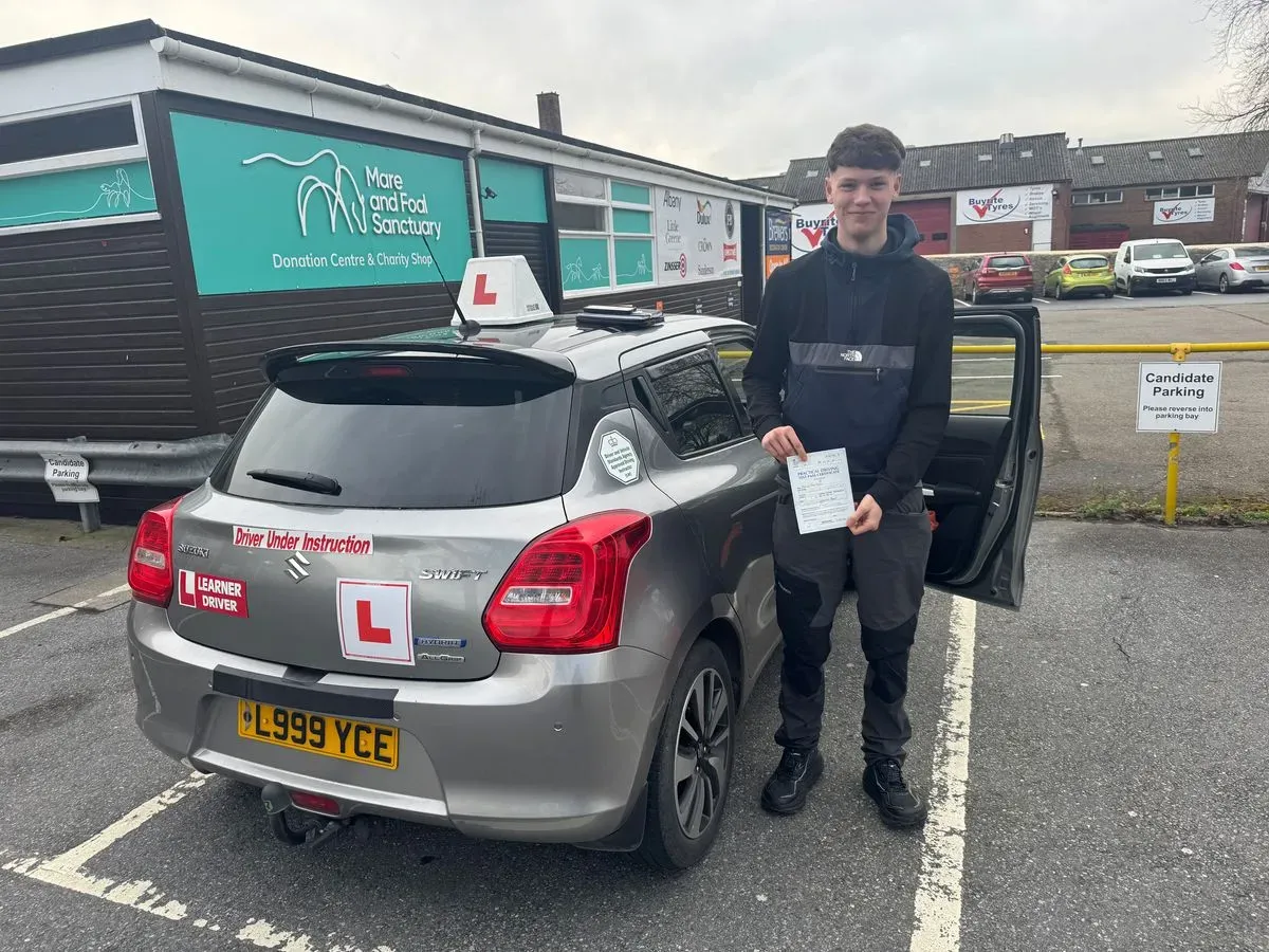 Manual driving lessons image background image