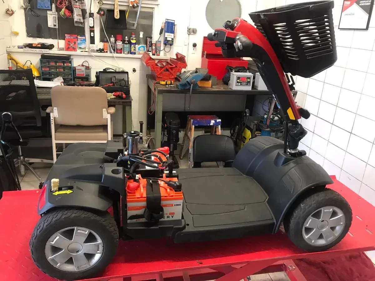 Mobile battery replacement image