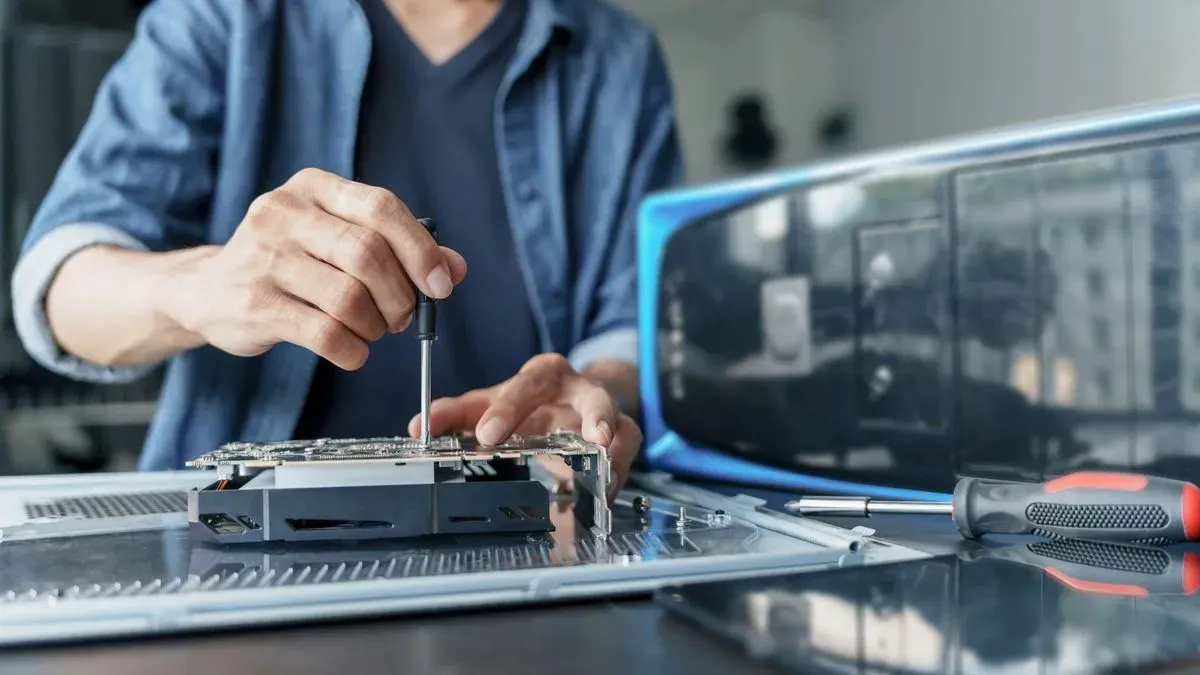 Data recovery services being explained in Bangor
