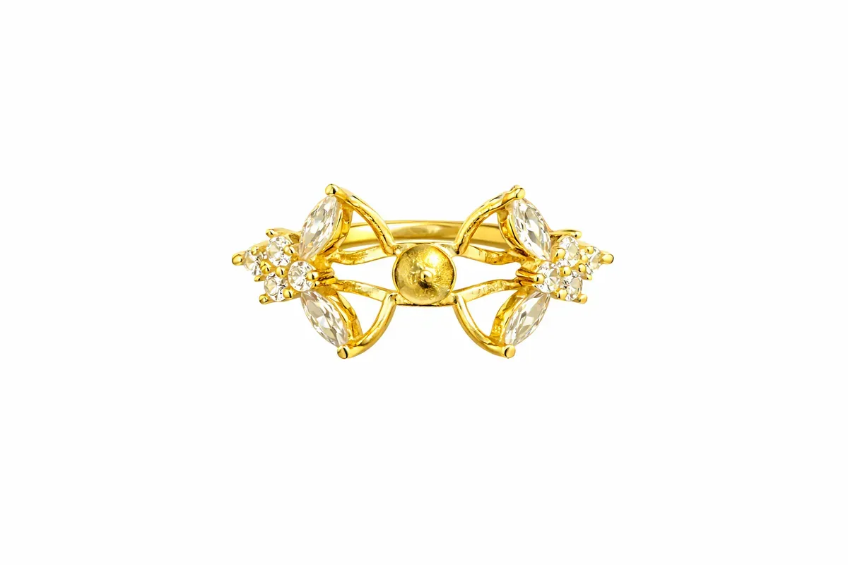 8226214817722-8zpa40bc5zeiyj7rky76f-gold-butterfly thumbnail image