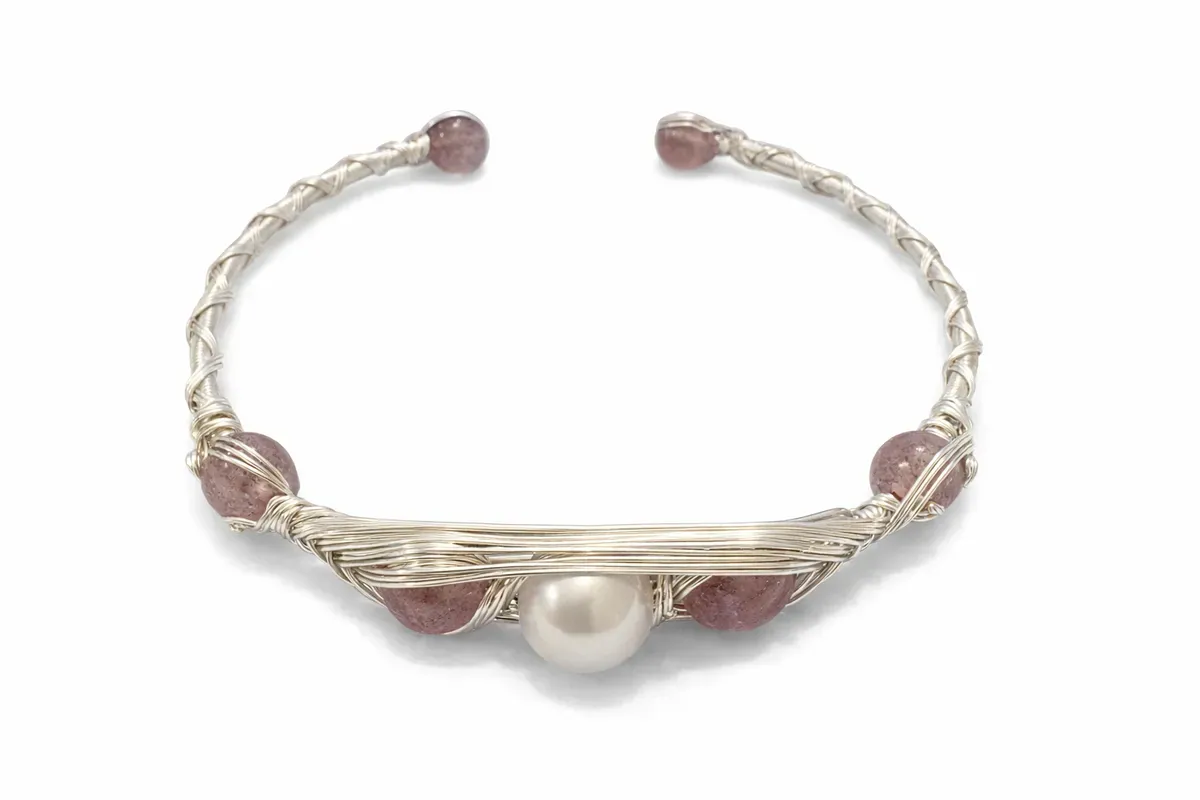 8226382631304-5a0dry7sce4s47kzzwhnqa-edison-and-rose-quartz-bangle-2 thumbnail image