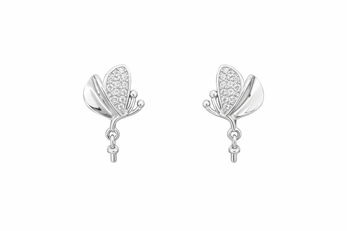 8226385137009-qckpmkagj7n38ko7of3eu4-silver-butterfly-studs thumbnail image
