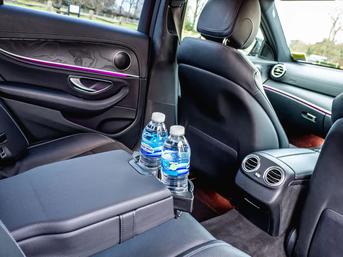 Luxury chauffeur services image background image