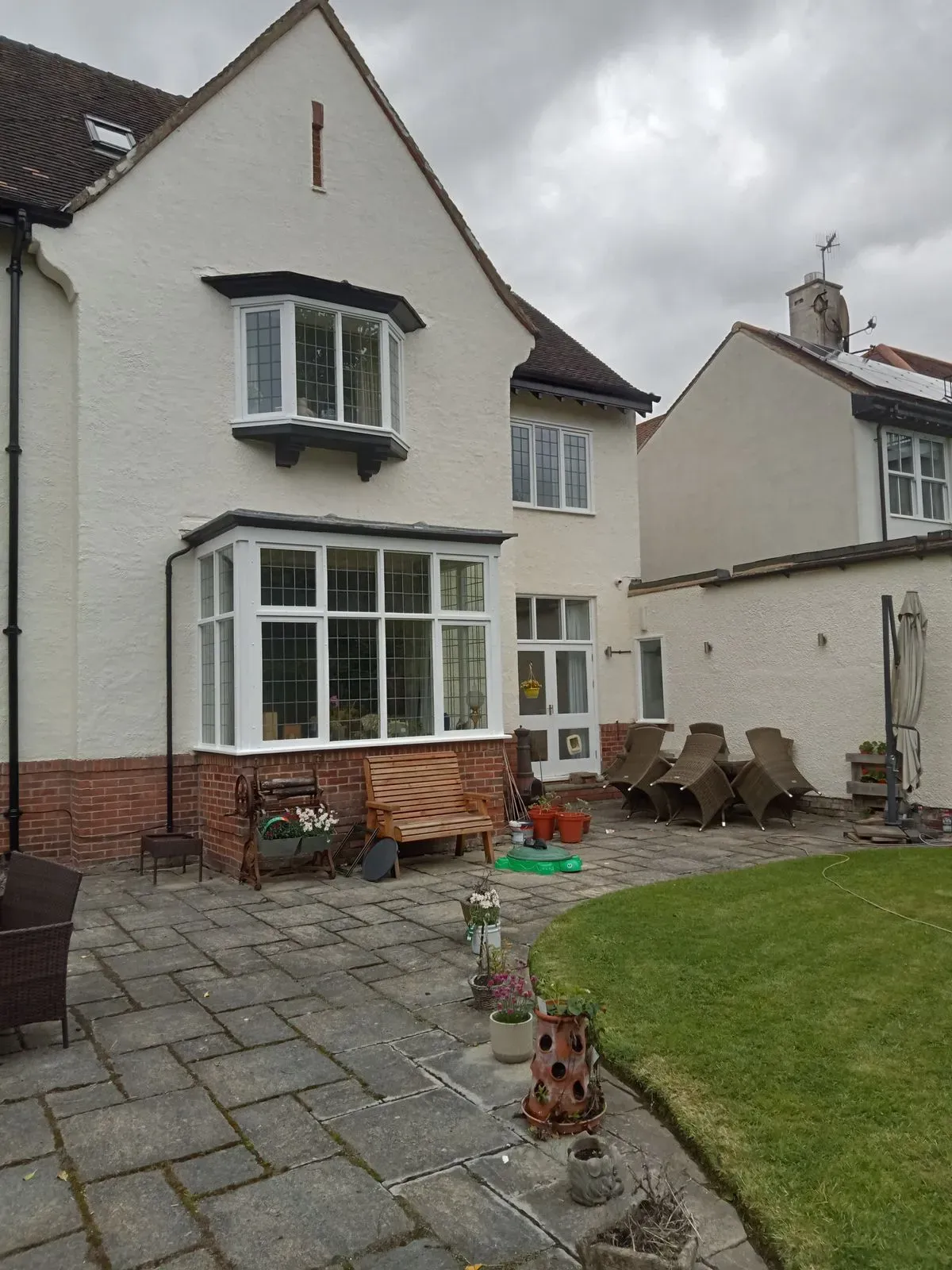 Exterior painting image background image