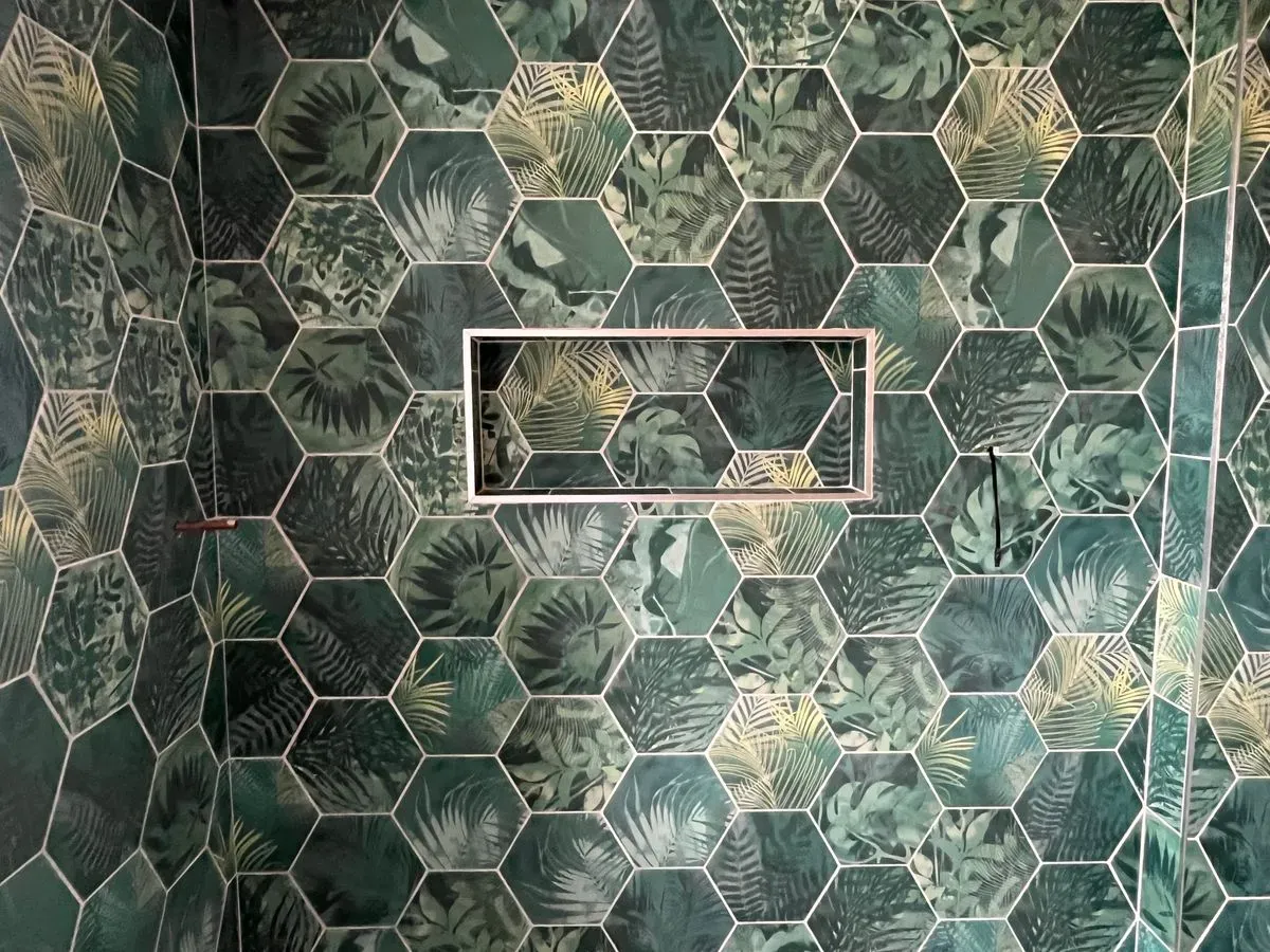 Bathroom Tiling image