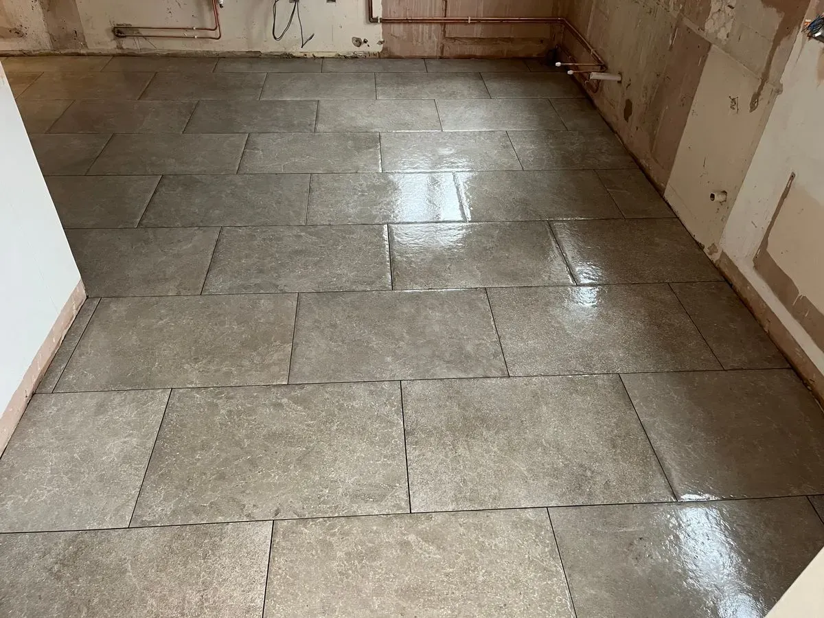 Porcelain Tiling image background image