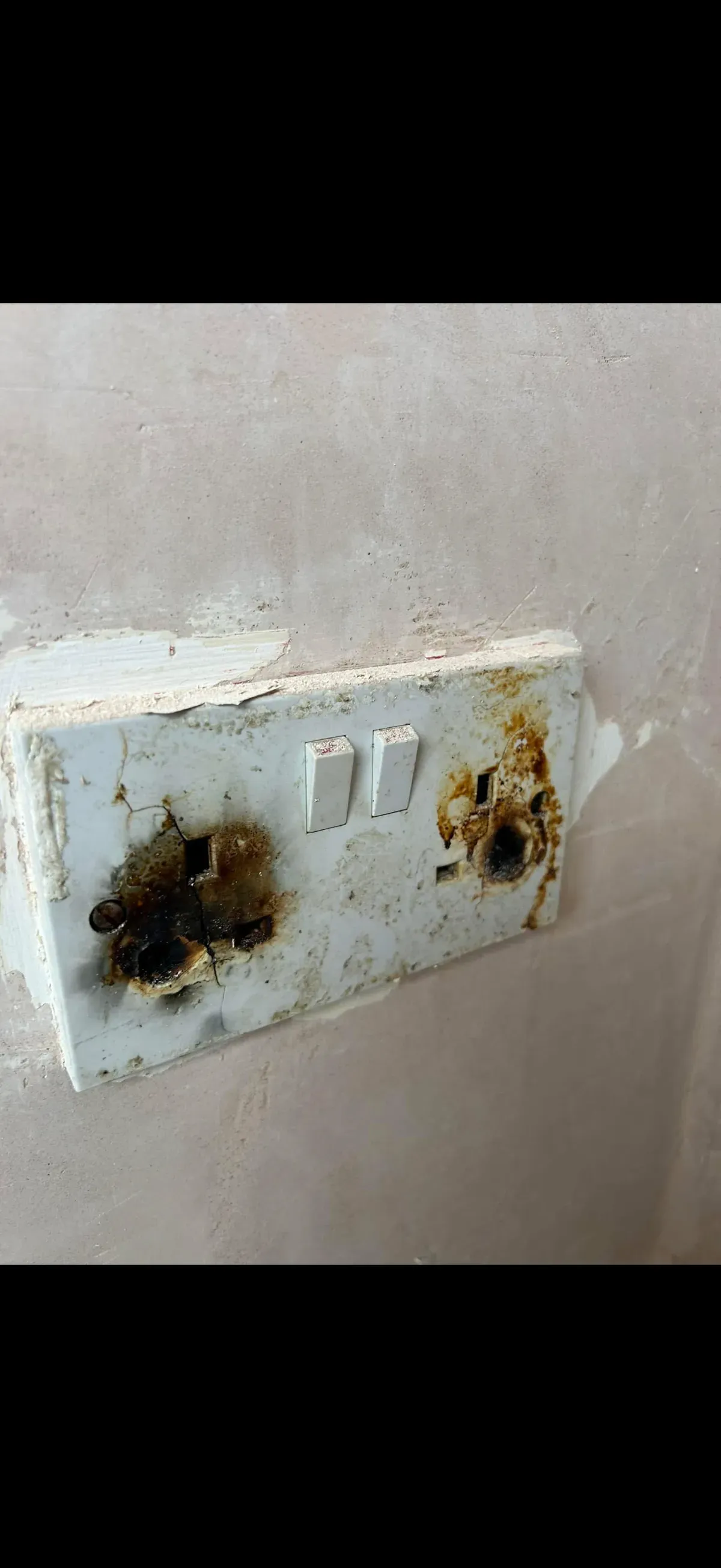 Electrical repairs image