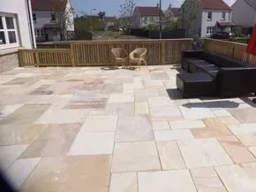 Garden patio's background image