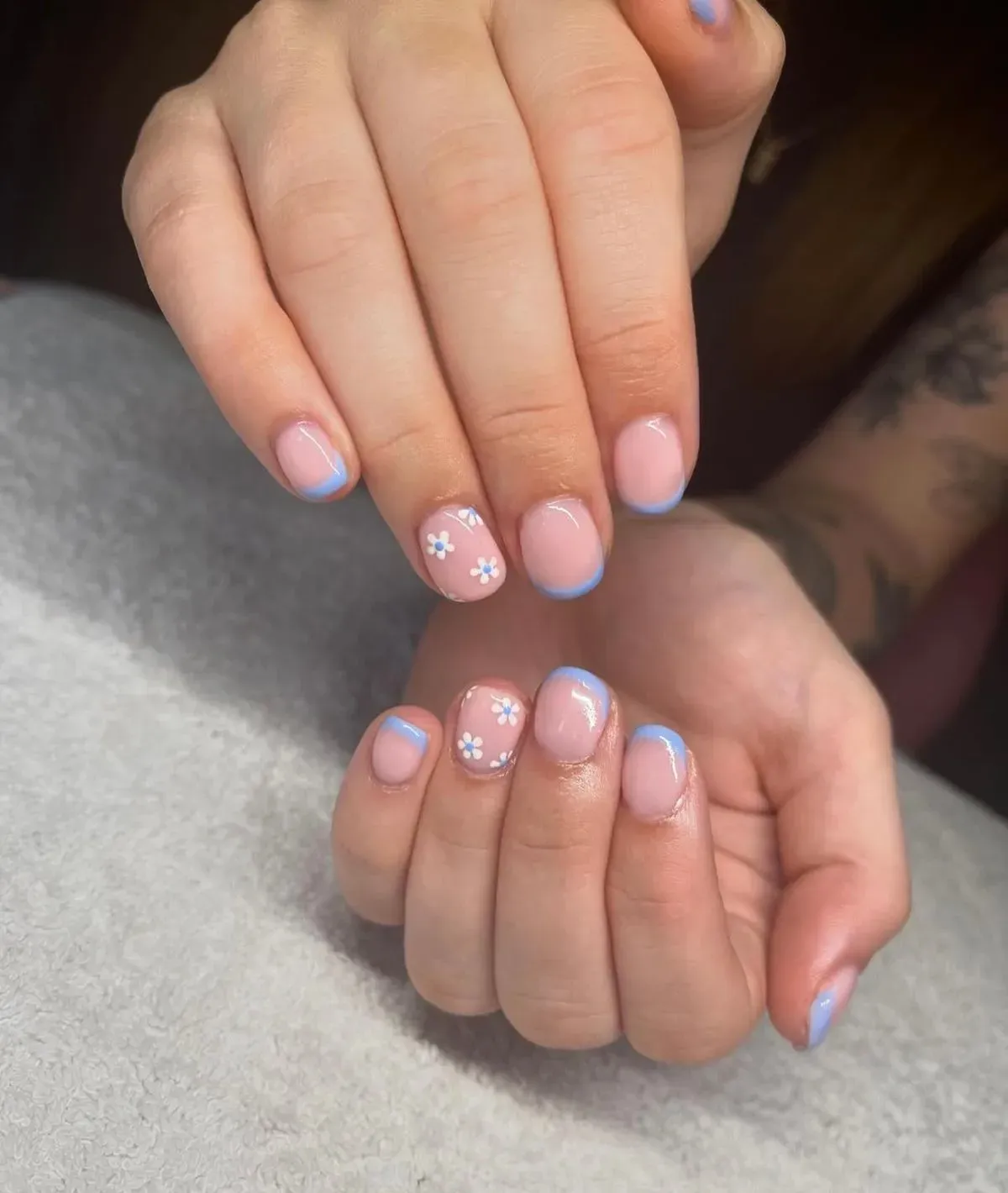 Gel nails image background image