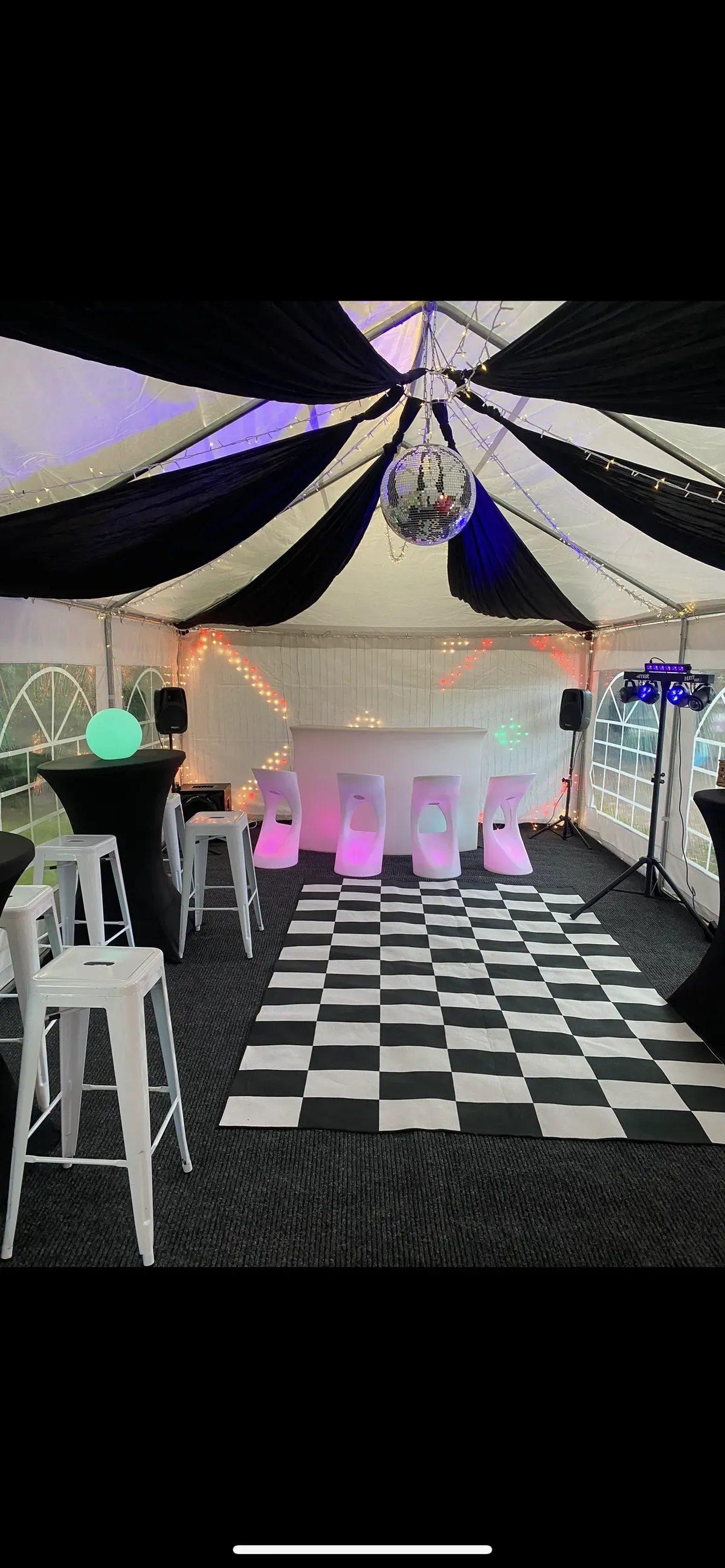 Event Planning Assistance image background image