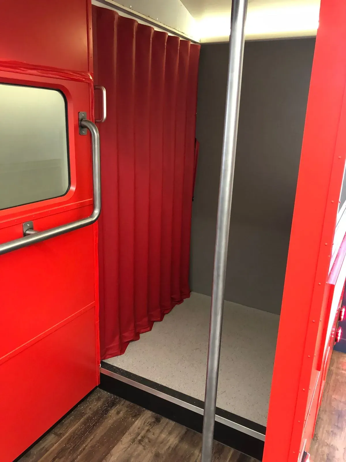 Descriptive text for the image